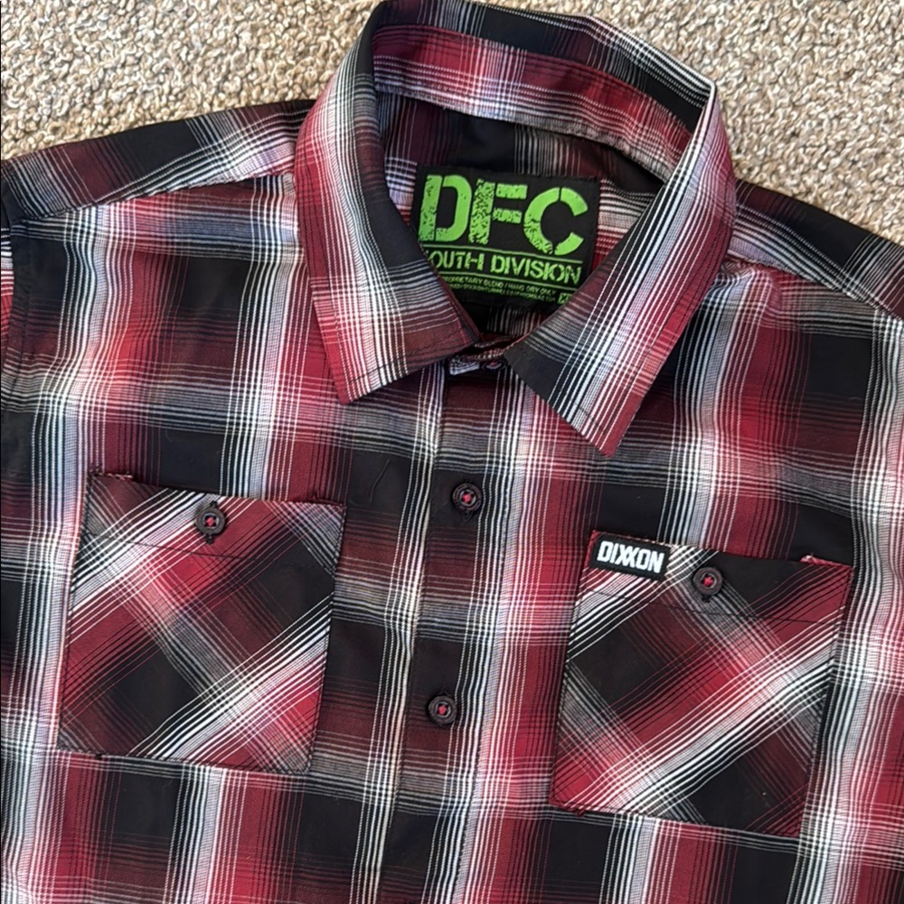 DIXXON Youth XL Red and Black Casual Button Down Short Sleeved  Shirt